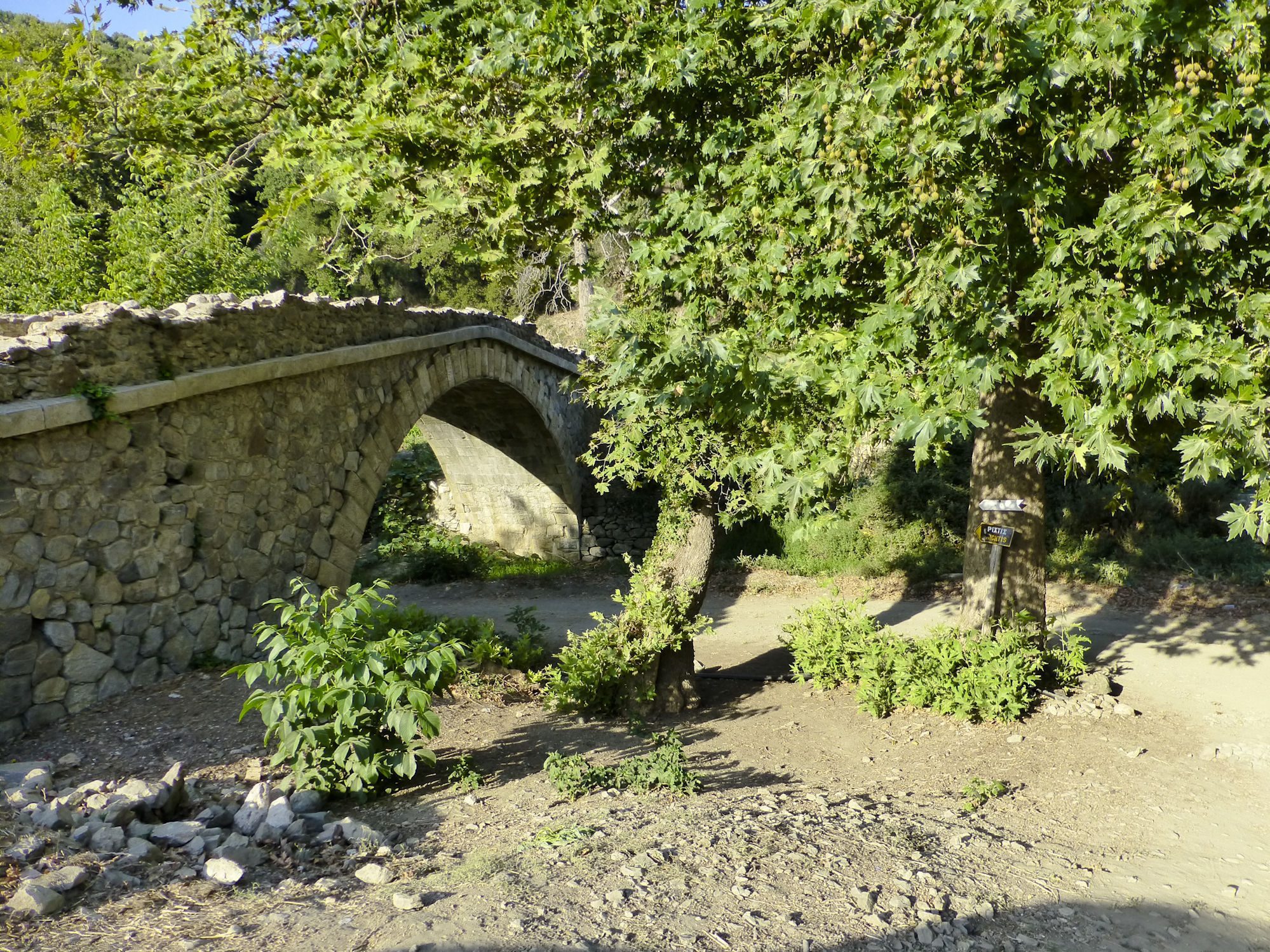 Richtis gorge Lachana bridge panoramio